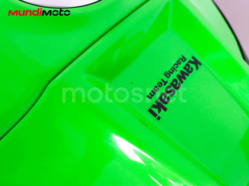 Kawasaki Ninja ZX-10R - Vista 17