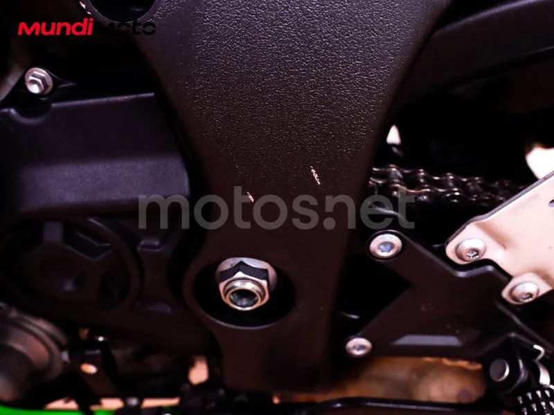 Kawasaki Ninja ZX-10R - Vista 27