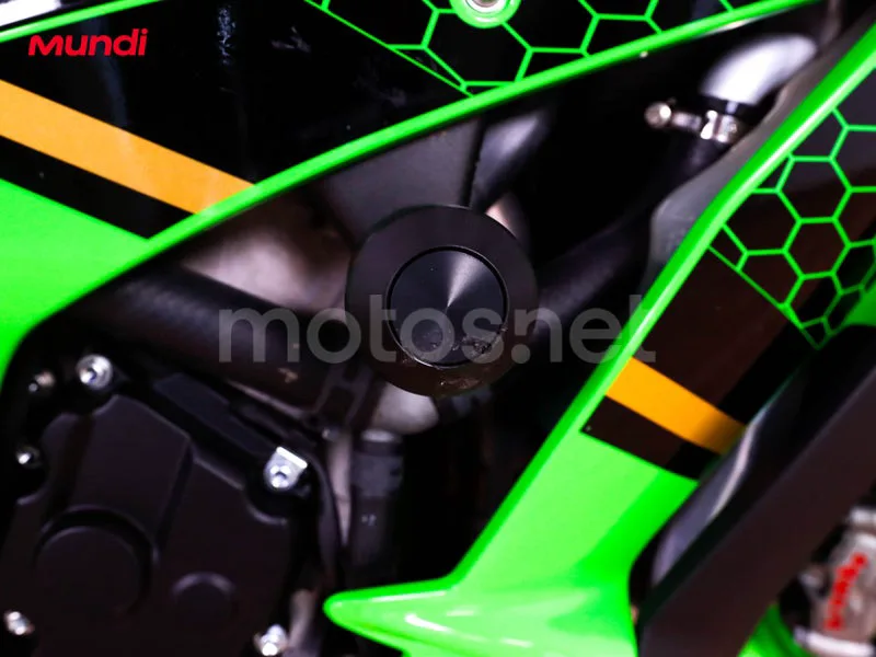 Kawasaki Ninja ZX-10R - Vista 38