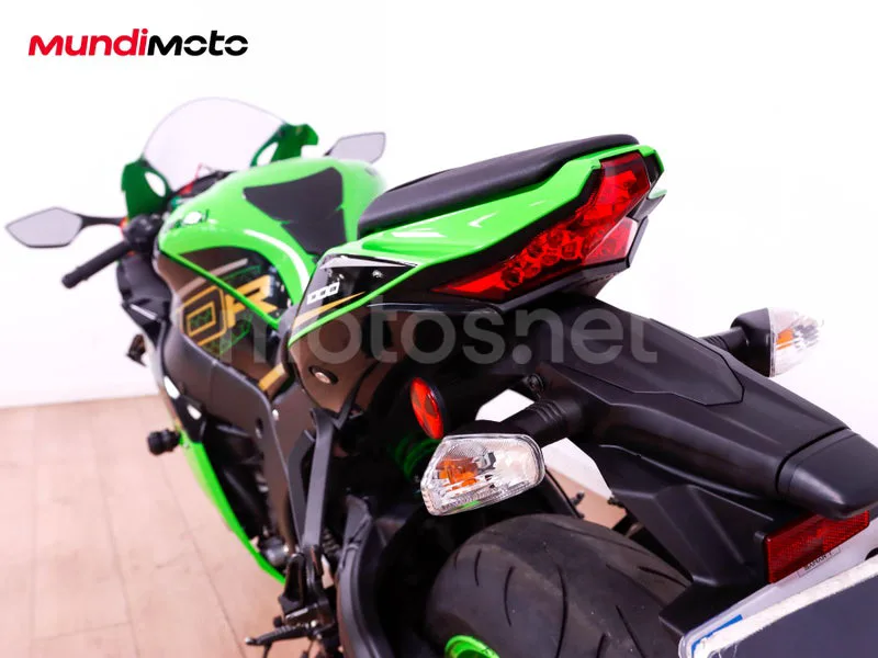 Kawasaki Ninja ZX-10R - Vista 9