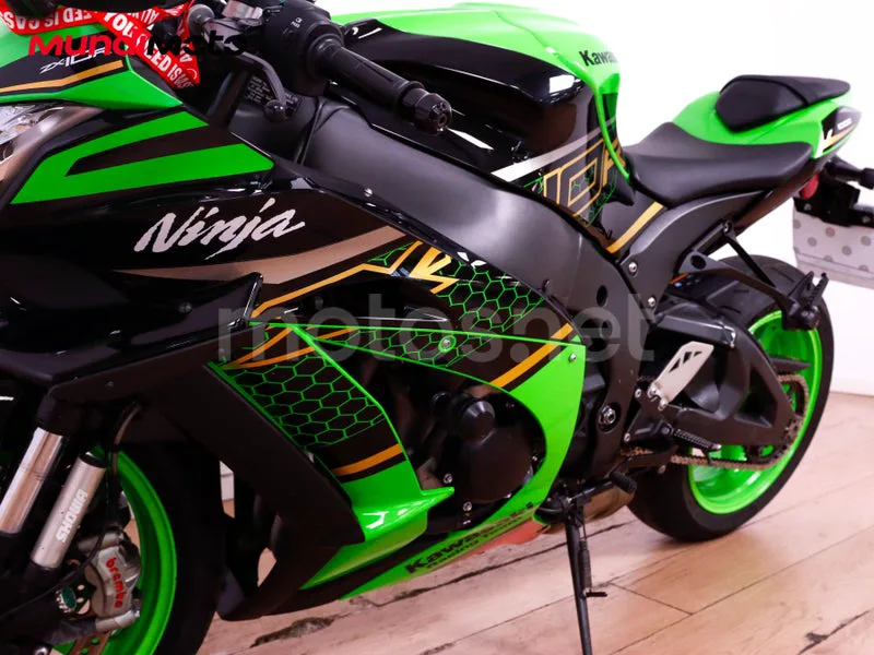 Kawasaki Ninja ZX-10R - Vista 10