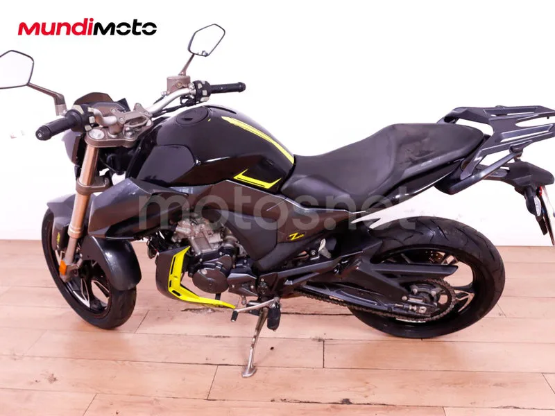 Zontes 125 Z2 - Vista 6