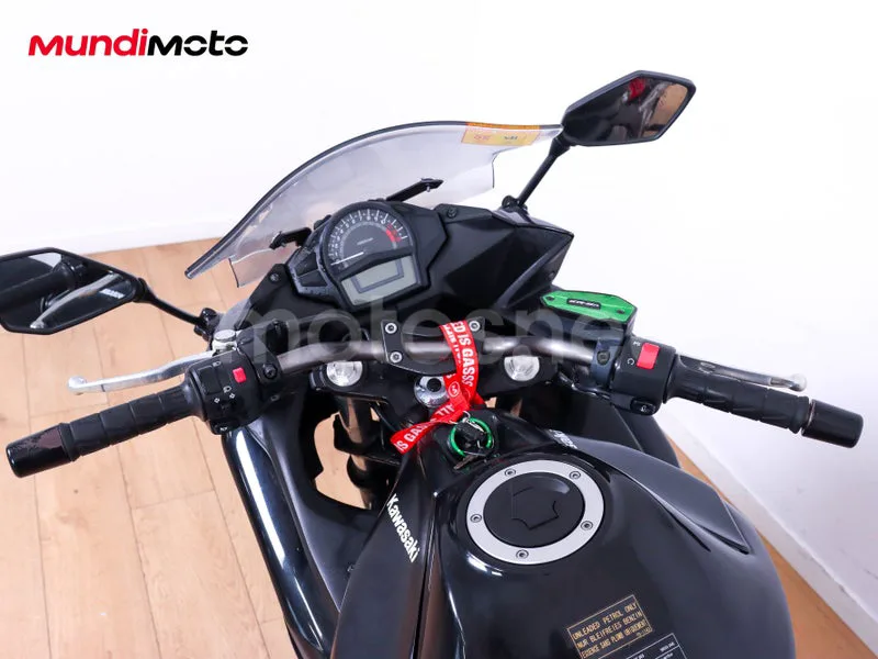Kawasaki ER-6f - Vista 11