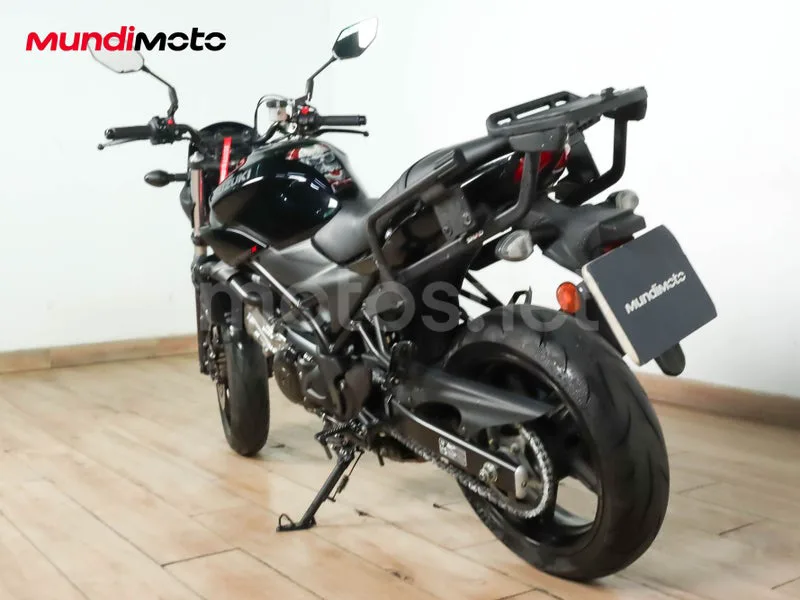 Suzuki SV650 - Vista 8