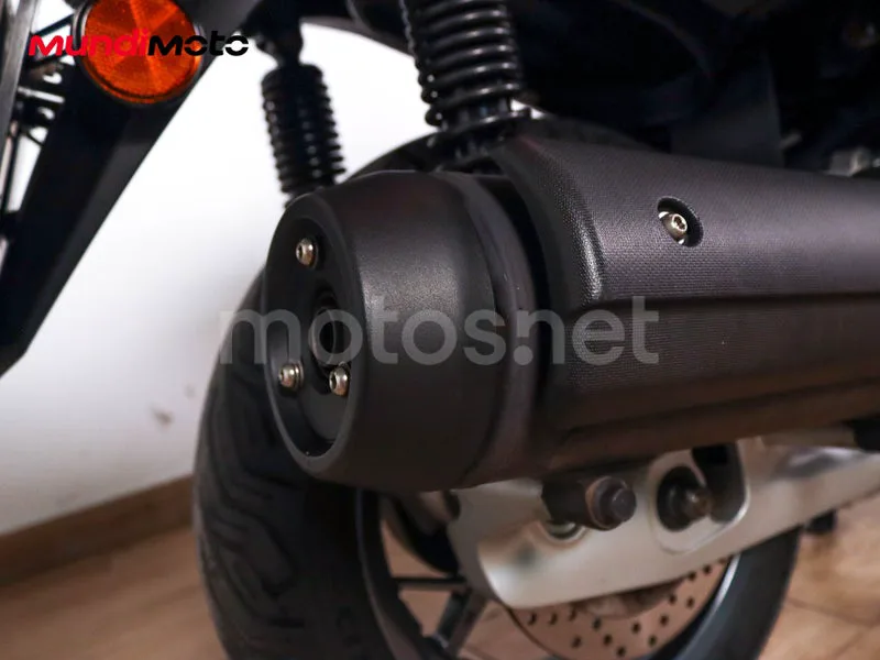 Yamaha XMAX 125 - Vista 18