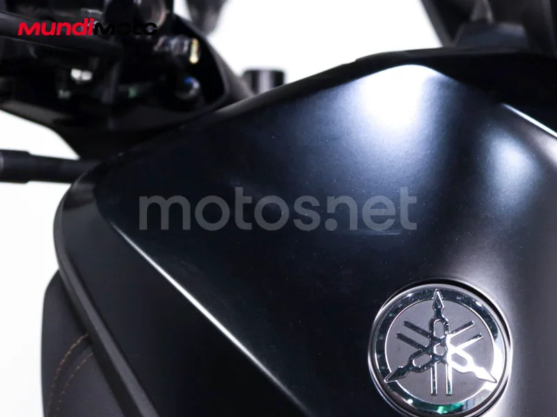 Yamaha XMAX 125 - Vista 24