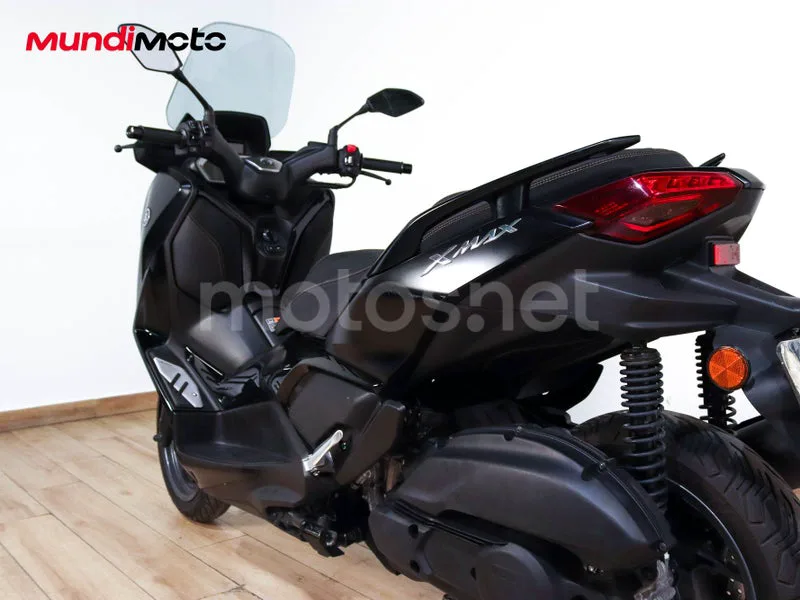 Yamaha XMAX 125 - Vista 9