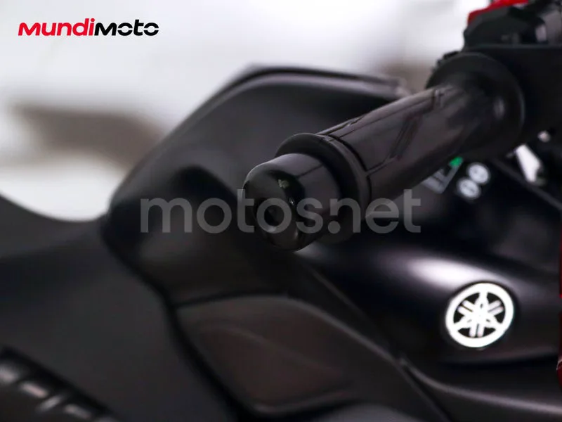 Yamaha MT-125 - Vista 14