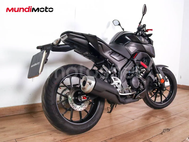Yamaha MT-125 - Vista 3