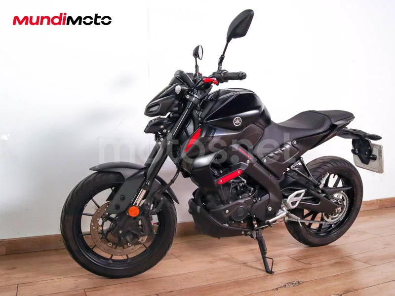 Yamaha MT-125 - Vista 7