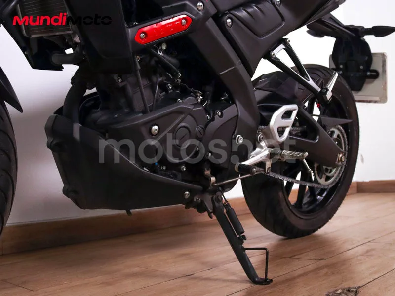 Yamaha MT-125 - Vista 10