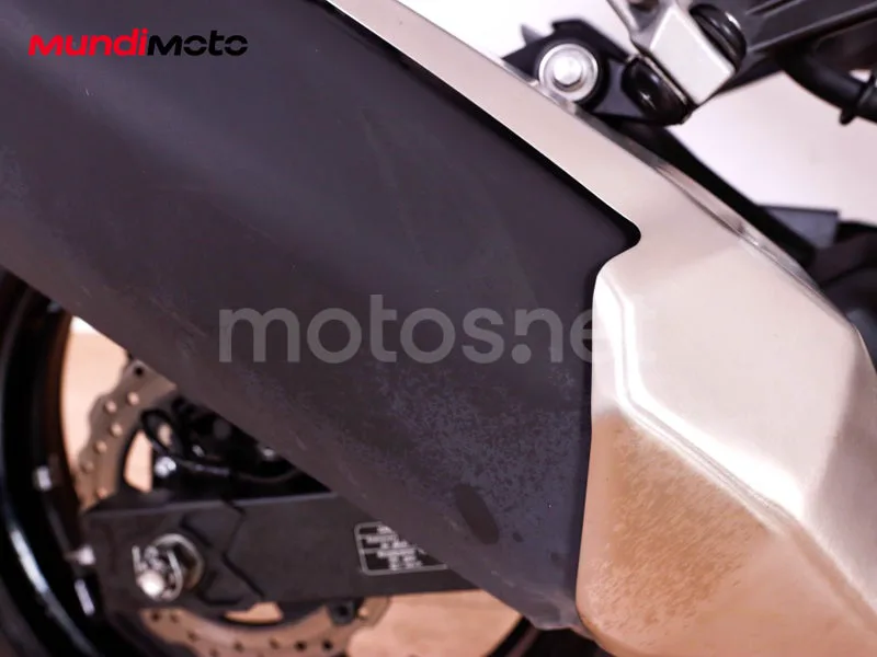 Kawasaki Z400 - Vista 21