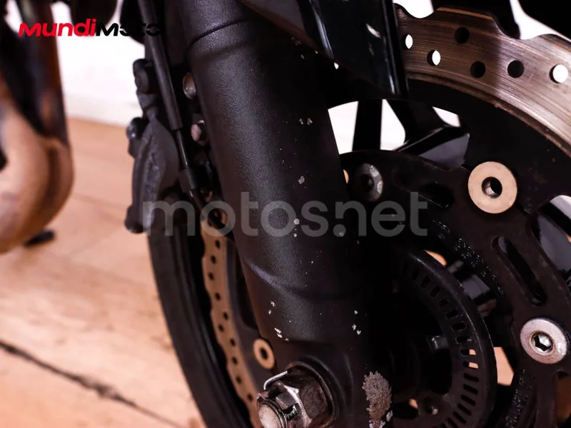 Kawasaki Z400 - Vista 28