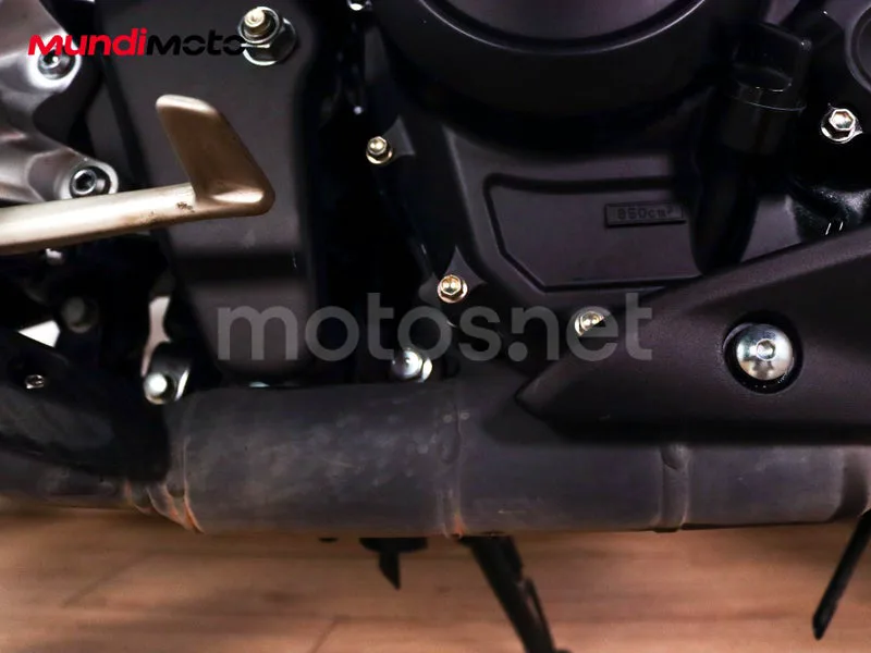 Yamaha MT-125 - Vista 15