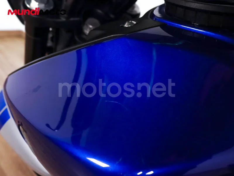 Yamaha MT-125 - Vista 18