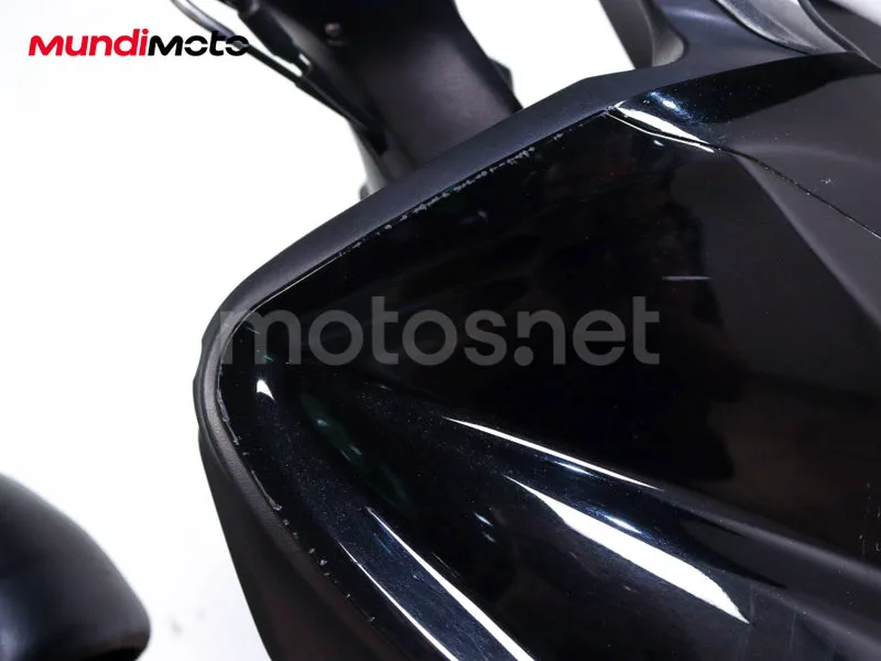 Suzuki Burgman 125 - Vista 31