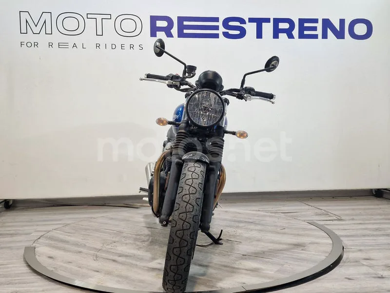 Triumph Street Twin - Vista 4