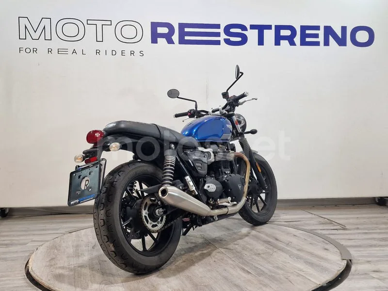 Triumph Street Twin - Vista 7