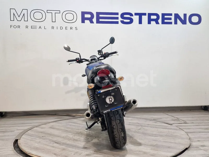 Triumph Street Twin - Vista 8