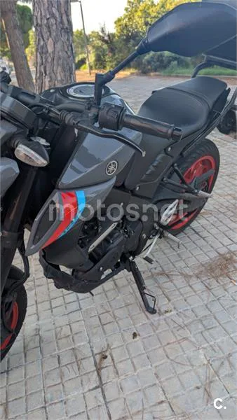 Yamaha MT-125 - Vista 9