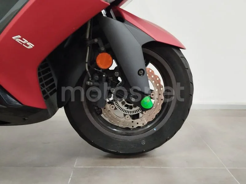 Kymco Super Dink 125 - Vista 10