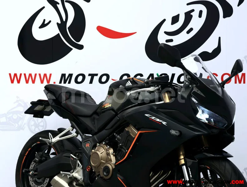 Honda CBR650R - Vista 4
