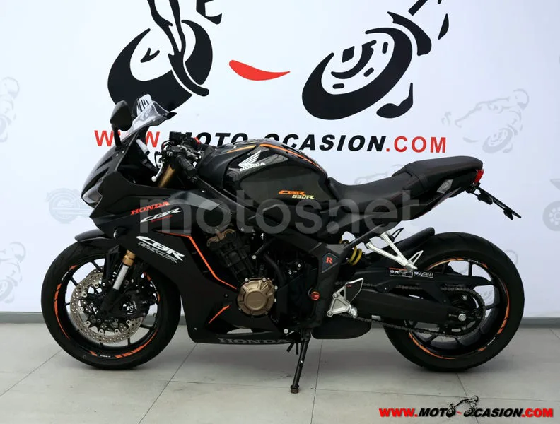 Honda CBR650R - Vista 7