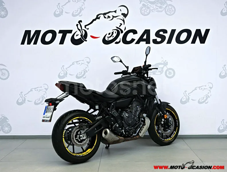 Yamaha MT-07 - Vista 3