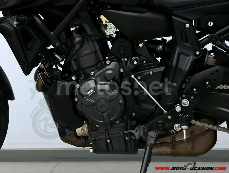 Yamaha MT-07 - Vista 10