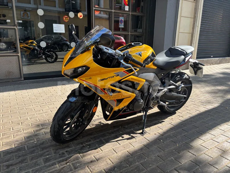 Triumph Daytona 660 9250 € 2026 Madrid - 1