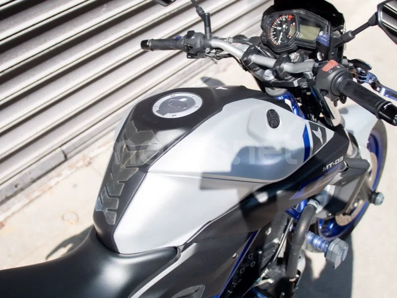 Yamaha MT-03 - Vista 12