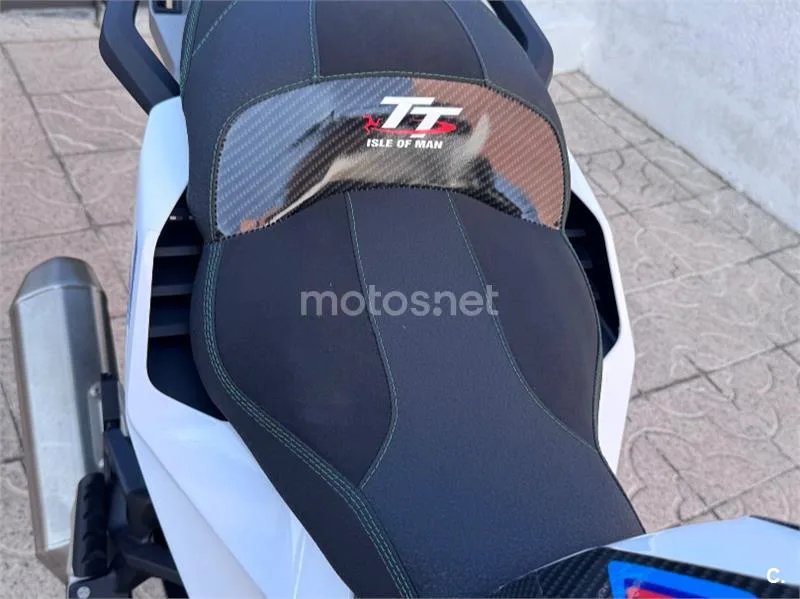 BMW S 1000 XR - Vista 9