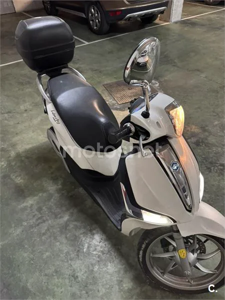 Piaggio Liberty 125 - Vista 3
