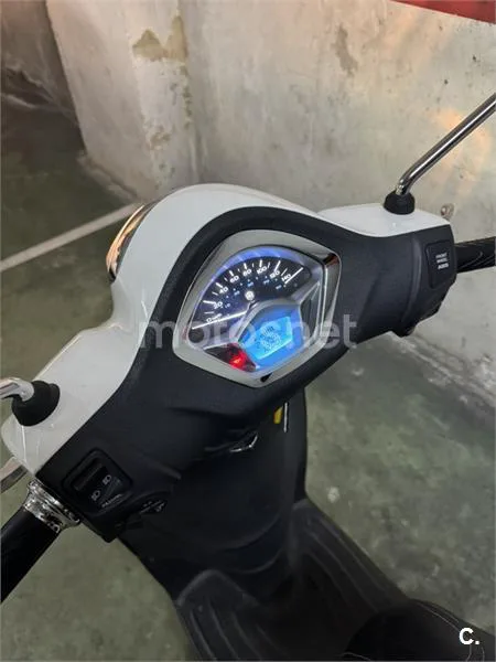 Piaggio Liberty 125 - Vista 5