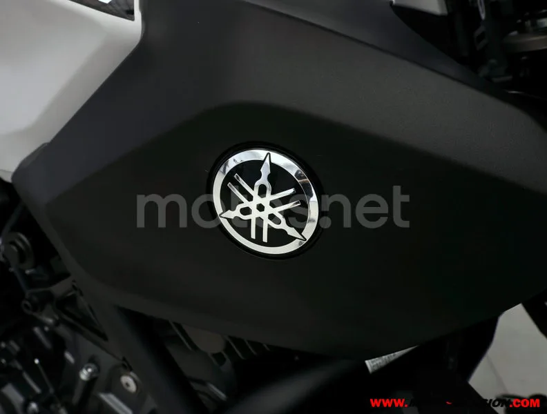 Yamaha MT-07 - Vista 8