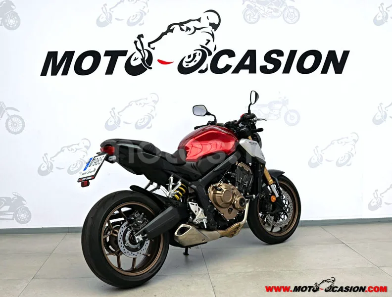 Honda CB650R - Vista 3