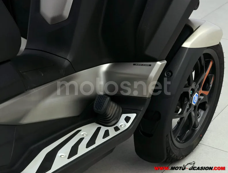 Piaggio MP3 530 Exclusive - Vista 5