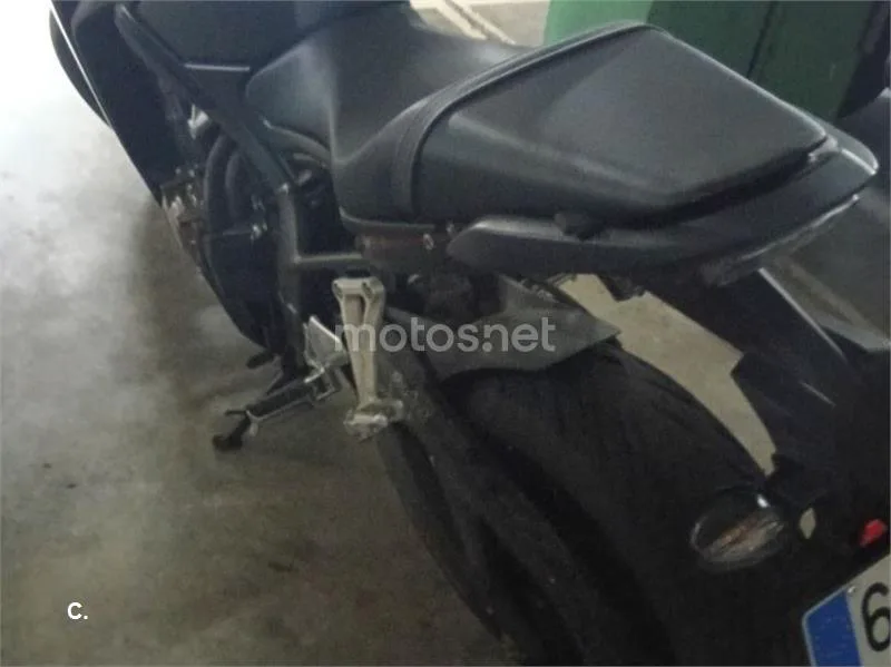 Honda CBR650F - Vista 11