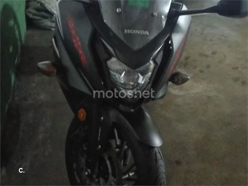 Honda CBR650F - Vista 15