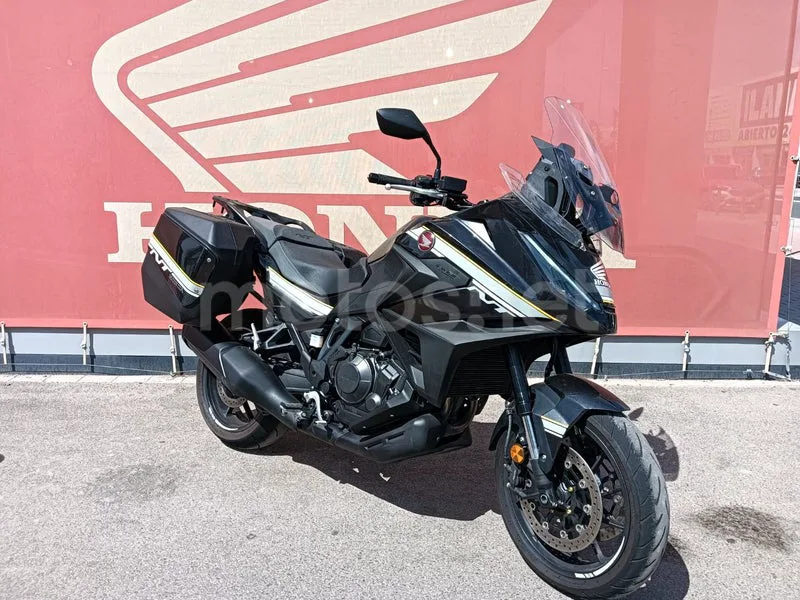 Honda NT1100 - Vista 4