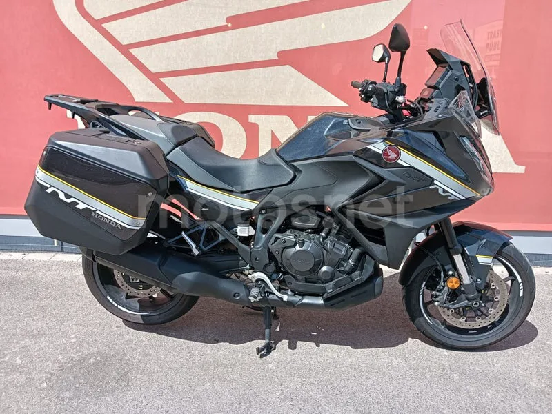Honda NT1100 - Vista 5