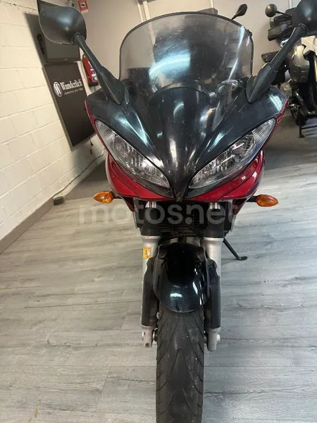 Yamaha FZ6 Fazer 2300 € 2006 Madrid - 2