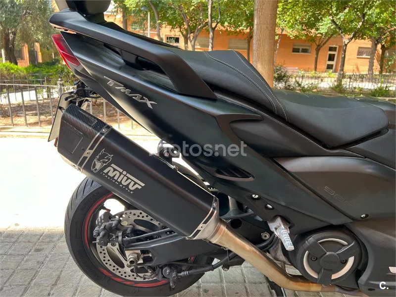 Yamaha TMAX 560 - Vista 6