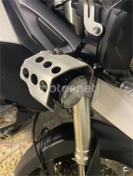 Triumph Tiger 800 XC - Vista 5
