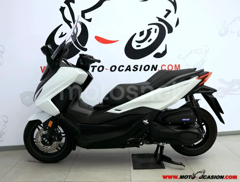 Honda Forza 350 - Vista 7