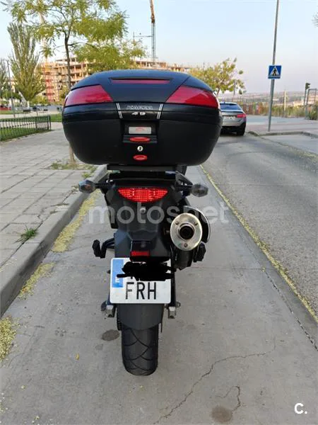 Suzuki V-Strom 650 - Vista 9