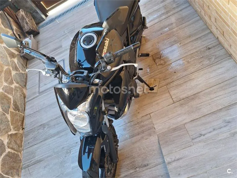 Kawasaki ER-6n - Vista 8