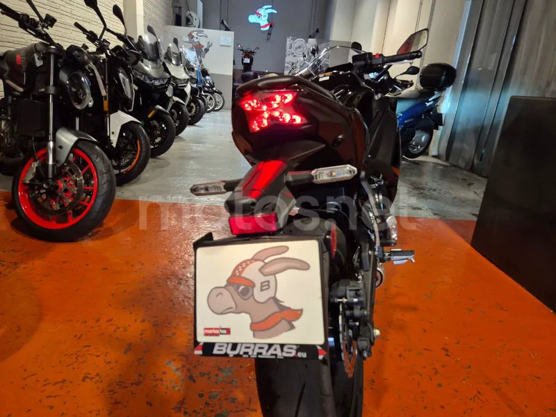 Kawasaki Ninja 650 - Vista 7