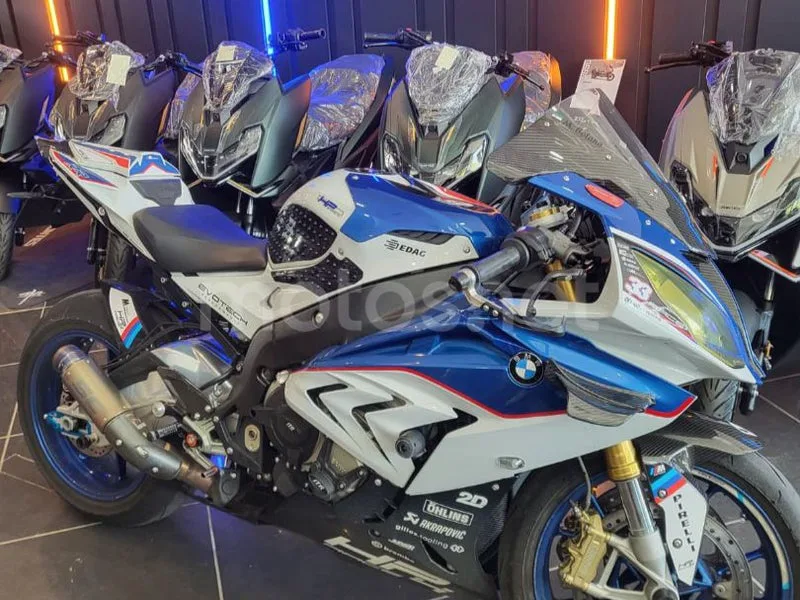 BMW S 1000 RR - Vista 11