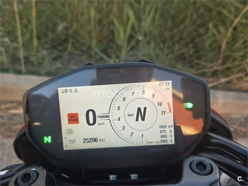 Ducati Hypermotard - Vista 9